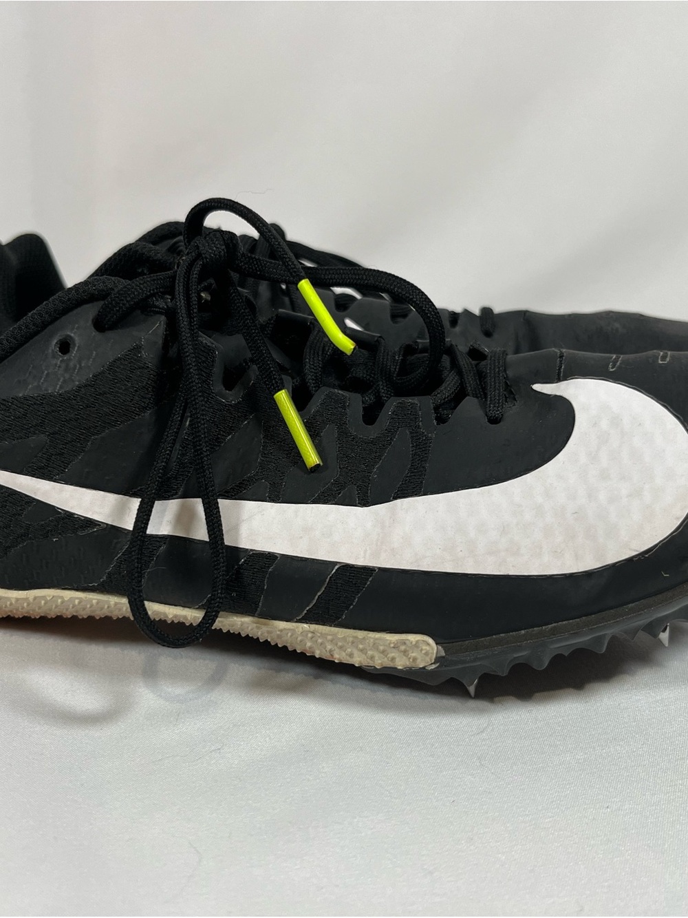 Nike Kids Black and White Sneakers with Neon Yellow Accents - Picture 4 of 5